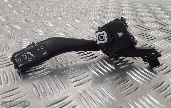 Volkswagen Tiguan Light switch 1K0953513G