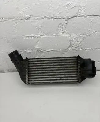 Peugeot 5008 Intercooler radiator 9673015780