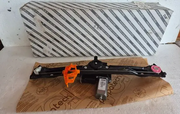 Fiat Bravo Rear door window regulator with motor 51836460 71724987