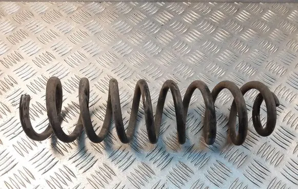 Nissan Note (E11) Rear coil spring