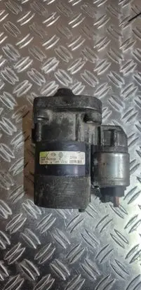 Renault Scenic I Starter motor 104674