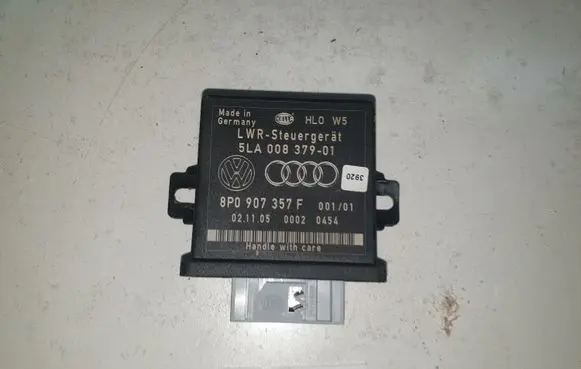 Audi A4 S4 B7 8E 8H Light module LCM 8P0907357F