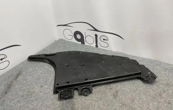 Toyota RAV 4 (XA50) Center/middle under tray cover 5816742010