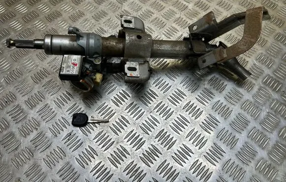 Mitsubishi Lancer Steering wheel axle MR587312