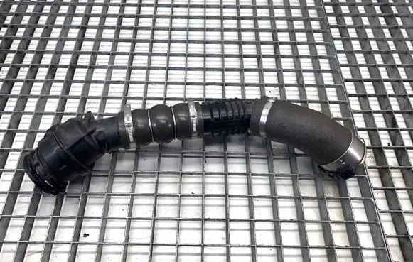 Dacia Duster II Intercooler hose/pipe 