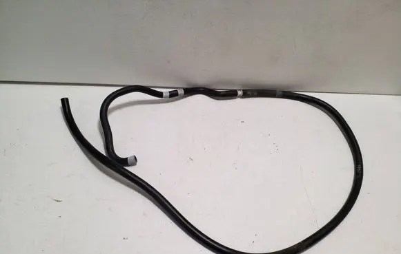 BMW X6 F16 Pneumatic air compressor intake pipe/hose 