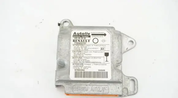 Renault Twingo I Airbag control unit/module 7700433757