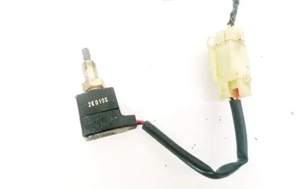 Hyundai Santa Fe Brake pedal sensor switch