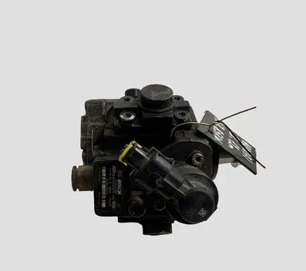 Hyundai i20 (PB PBT) Fuel injection high pressure pump 331002A420 7503375 0445010206