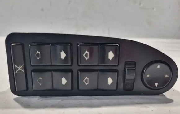 BMW 5 E39 Quarter vent window switch 6904306