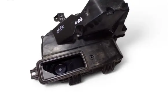 Audi A6 S6 C6 4F Fuse module