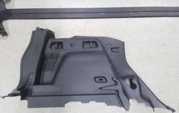 Ford Bronco Trunk/boot side trim panel M1PBS31137A 2023501