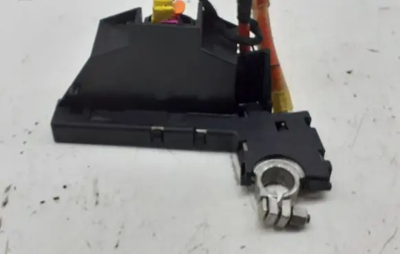 Audi A6 S6 C6 4F Positive cable (battery) K98J4590