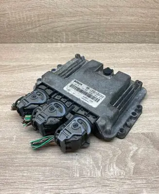 Opel Insignia A Engine control unit/module ECU 8200311539 0281011148