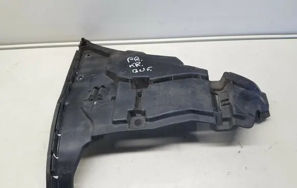 Volvo V70 Front bumper mounting bracket 08693181
