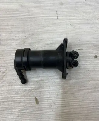 Audi A8 S8 D4 4H Headlight washer spray nozzle 4F0955102