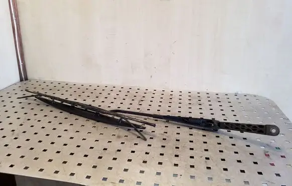 Volkswagen Transporter - Caravelle T4 Front wiper blade arm 701955409A