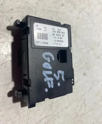 Volkswagen Golf V Steering angle sensor 1K0959654 0196639