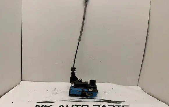 Volvo S60 Front door lock 30753824