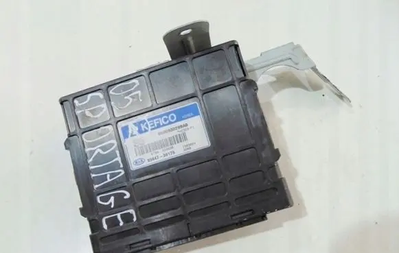 KIA Sportage Gearbox control unit/module 9544739175