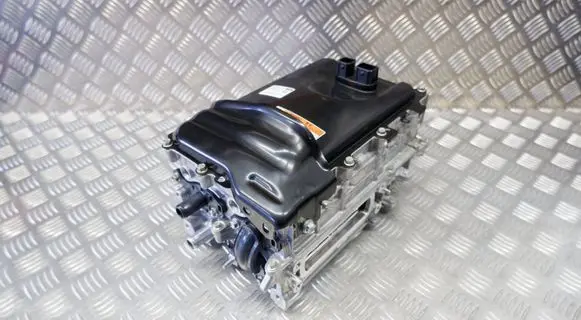 Toyota Yaris XP210 Voltage converter inverter G9200K0010