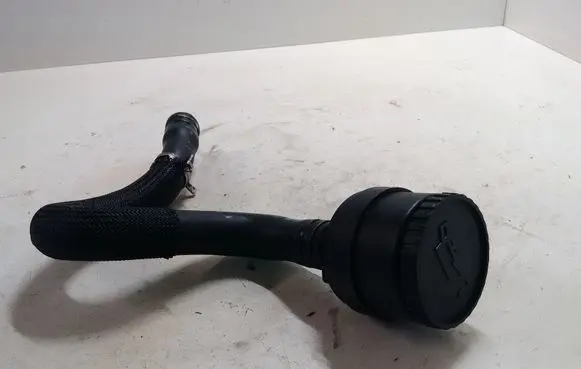 Citroen C8 Oil fill pipe 