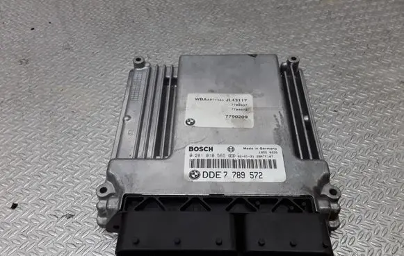 BMW 3 E46 Engine control unit/module 0281010565 7789572