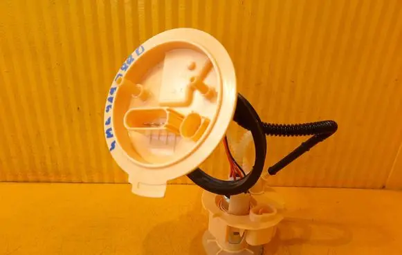 Volkswagen Touareg III In-tank fuel pump 4M4919088D