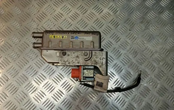 Fiat 500E Coolant radiator 68400740