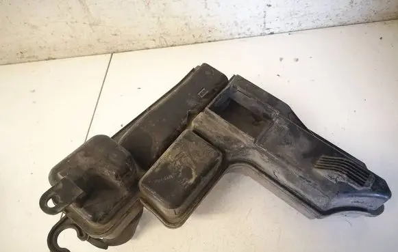 Peugeot 207 Vacuum air tank 9685044680