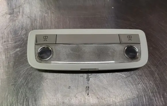 Mercedes-Benz C W204 Front seat light A2048204901