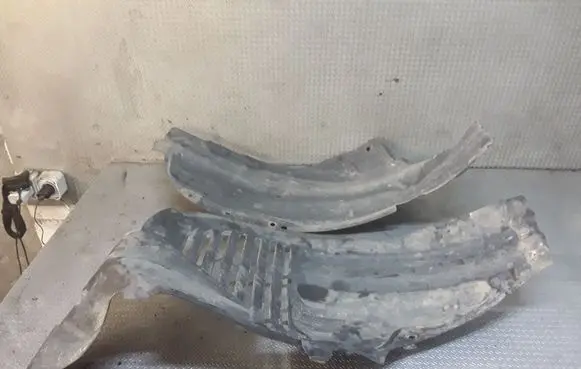 Mazda CX-7 Front wheel arch liner splash guards 