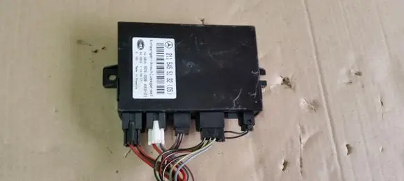 Mercedes-Benz E W211 Tow bar trailer control unit/module 