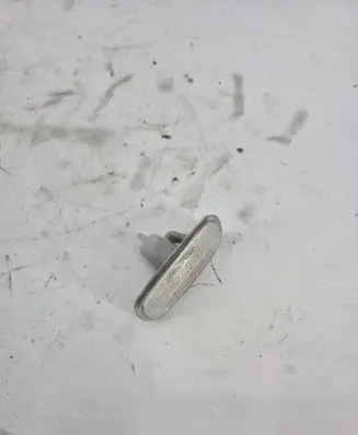 Audi A8 S8 D2 4D Front fender indicator light 