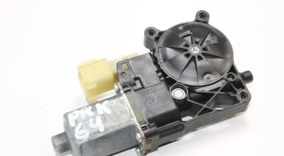 Ford Kuga II Front door electric window regulator 0130822732