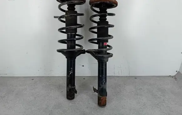 Honda HR-V Front shock absorber/damper 334243334244