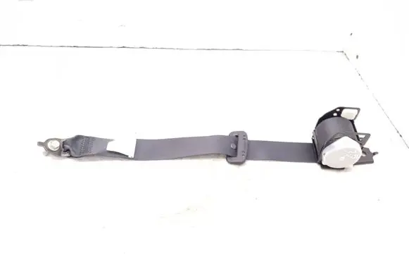 Infiniti M30 Rear seatbelt TKAB2EG576 1074992 1000032