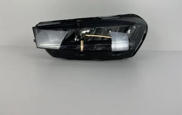 Skoda Fabia Mk4 (6VA) Headlight/headlamp 6VB941015