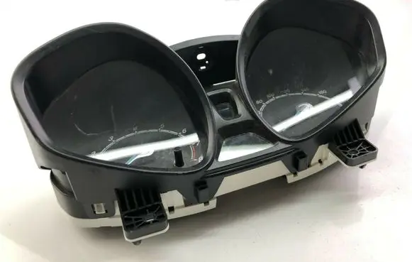 Ford Fusion Speedometer (instrument cluster) C1BT10849AAC F1946