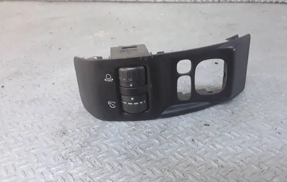 Subaru Forester SH Headlight level height control switch 
