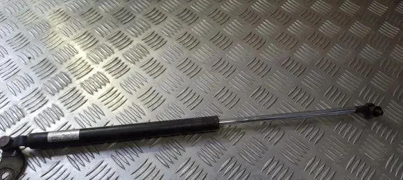 Mazda 323 Tailgate/trunk strut/damper