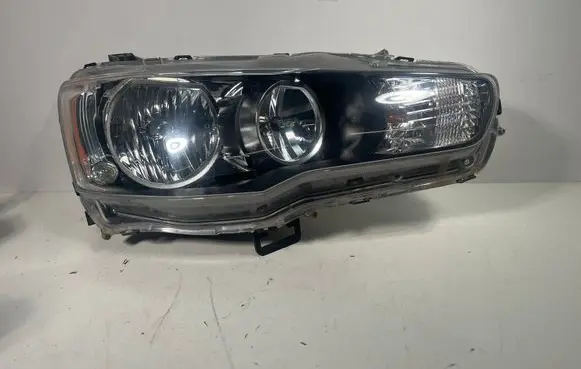Mitsubishi Lancer X Headlight/headlamp P6117 P6118