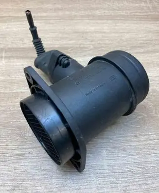 Volkswagen PASSAT B5 Mass air flow meter 0281002216 USED