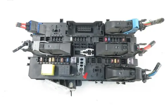 Opel Astra H Central body control module 5DK008669
