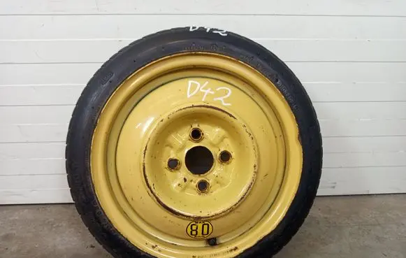 Toyota Yaris R14 spare wheel 091809