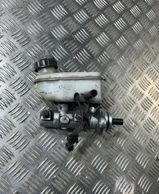 KIA Sorento Master brake cylinder