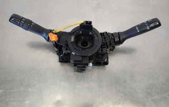 Toyota Urban Cruiser (XP110) A set of switches 
