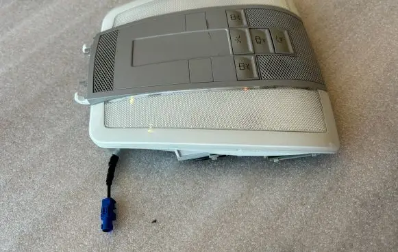 Mercedes-Benz C W204 Other interior light A2048202001 0303024204 2JM00926803