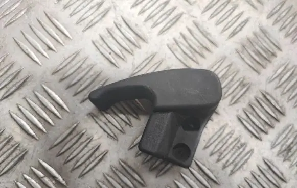 Audi A3 S3 8L Engine bonnet (hood) release handle 1H1823533
