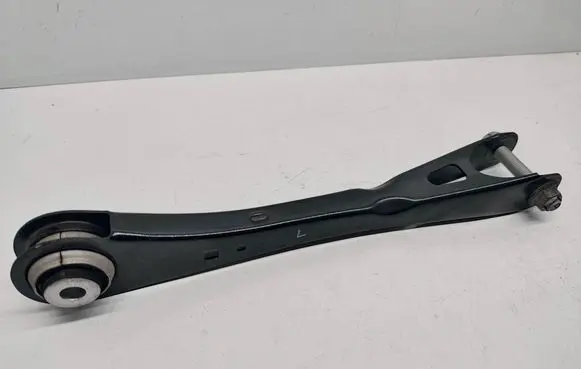 BMW X3 G01 Rear control arm 6871023 33306871023